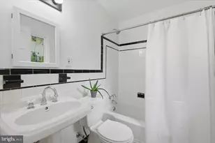 1613 N Springwood Dr N, Silver Spring, MD 20910 - Photo 23