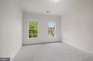 845 Lake Varuna Dr, Gaithersburg, MD 20878 - Photo 31