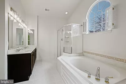 845 Lake Varuna Drive, Gaithersburg, MD 20878 - Photo 29
