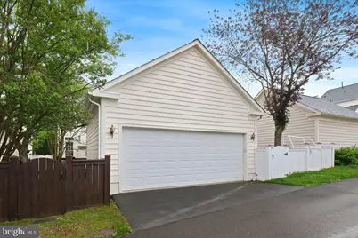 845 Lake Varuna Drive, Gaithersburg, MD 20878 - Photo 5