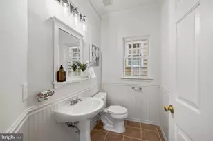 845 Lake Varuna Dr, Gaithersburg, MD 20878 - Photo 15
