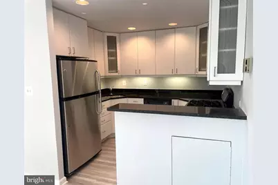 4800 Chevy Chase Drive #508, Chevy Chase, MD 20815 - Photo 23