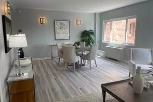4800 Chevy Chase Dr, Chevy Chase, MD 20815 - Photo 19
