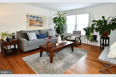 35 County Court #18-8, Gaithersburg, MD 20878 - Photo 3
