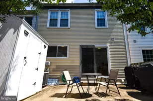 35 County Ct, Gaithersburg, MD 20878 - Photo 15
