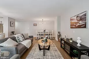 4620 N Park Ave, Chevy Chase, MD 20815 - Photo 7