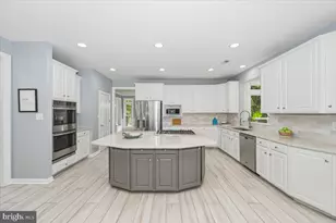 15125 Rollinmead Dr, Gaithersburg, MD 20878 - Photo 3
