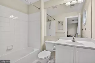 208 Deep Trail Ln, Rockville, MD 20850 - Photo 53