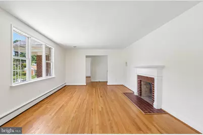 400 Southwest Drive, Silver Spring, MD 20901 - Photo 11