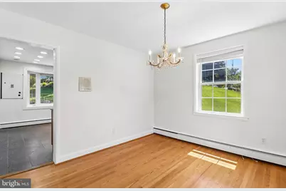 400 Southwest Drive, Silver Spring, MD 20901 - Photo 19