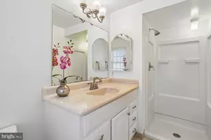9305 Orchard Brook Dr, Potomac, MD 20854 - Photo 41
