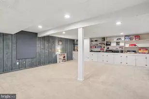9305 Orchard Brook Dr, Potomac, MD 20854 - Photo 59