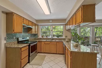 19317 Plummer Drive, Germantown, MD 20876 - Photo 9