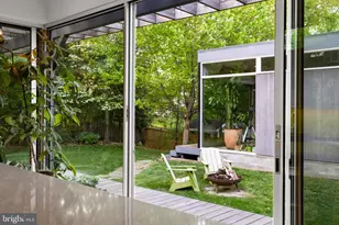 7005 W Greenvale Parkway W, Chevy Chase, MD 20815 - Photo 23