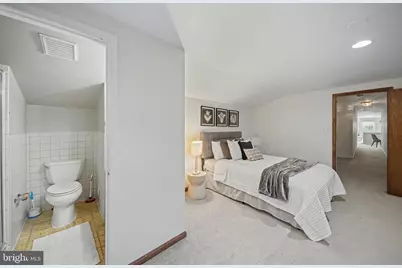 5812 Greenlawn Drive, Bethesda, MD 20814 - Photo 39