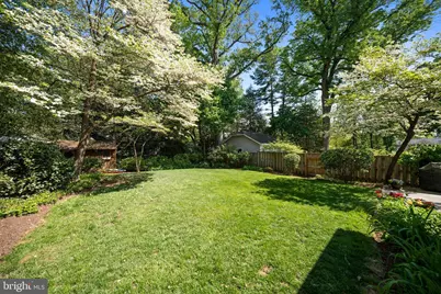 7301 Summit Avenue, Chevy Chase, MD 20815 - Photo 27