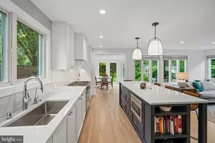 7301 Summit Ave, Chevy Chase, MD 20815 - Photo 9
