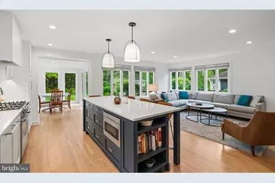 7301 Summit Avenue, Chevy Chase, MD 20815 - Photo 5