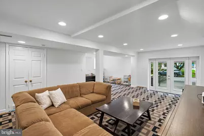 7301 Summit Avenue, Chevy Chase, MD 20815 - Photo 23