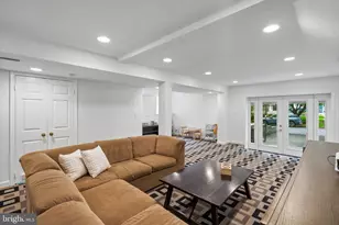 7301 Summit Ave, Chevy Chase, MD 20815 - Photo 23