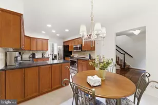 12002 Gatewater Dr, Potomac, MD 20854 - Photo 13