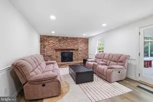 1106 Pipestem Pl, Potomac, MD 20854 - Photo 13