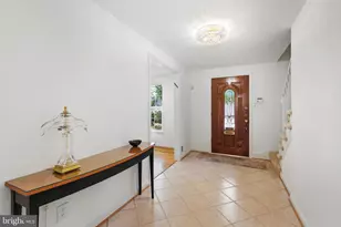 1106 Pipestem Pl, Potomac, MD 20854 - Photo 3