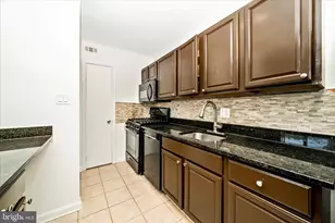 12202 Braxfield Ct, Rockville, MD 20852 - Photo 19