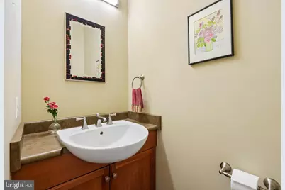7529 Bradley Boulevard, Bethesda, MD 20817 - Photo 3