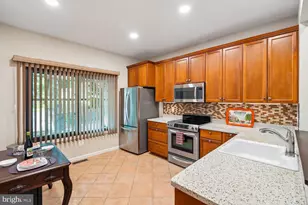 7529 Bradley Blvd, Bethesda, MD 20817 - Photo 7