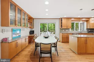 11815 Beekman Pl, Rockville, MD 20854 - Photo 19