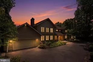 11815 Beekman Pl, Rockville, MD 20854 - Photo 5