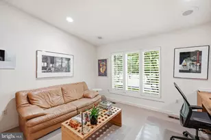 11815 Beekman Pl, Rockville, MD 20854 - Photo 21