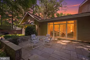 11815 Beekman Pl, Rockville, MD 20854 - Photo 9