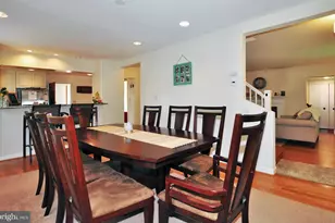 4306 Kentbury Dr, Bethesda, MD 20814 - Photo 17