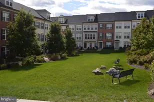 22520 Phillips St, Clarksburg, MD 20871 - Photo 21