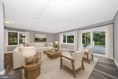 12117 Sunnyview Drive, Germantown, MD 20876 - Photo 5
