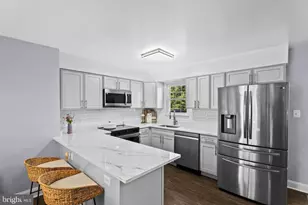 25 Hunters Gate Ct, Silver Spring, MD 20904 - Photo 5