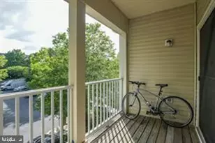 18701 Sparkling Water Dr, Germantown, MD 20874 - Photo 19