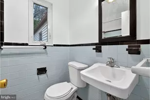 4068 Adams Dr, Silver Spring, MD 20902 - Photo 15