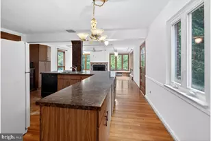 4068 Adams Dr, Silver Spring, MD 20902 - Photo 17