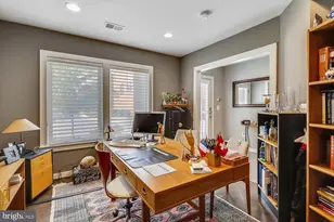 8052 Red Hook, Rockville, MD 20855 - Photo 25