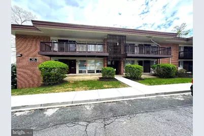 160 Talbott Street #205, Rockville, MD 20852 - Photo 3