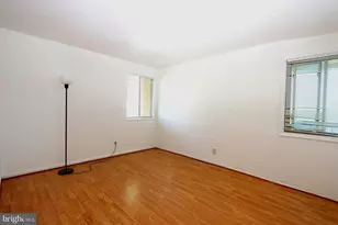 160 Talbott St, Rockville, MD 20852 - Photo 9