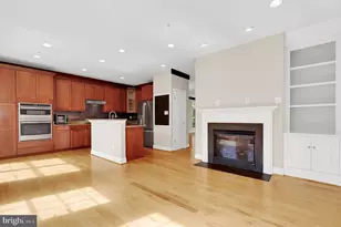 10312 Potomac Corner Dr, Rockville, MD 20850 - Photo 11