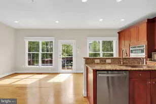 10312 Potomac Corner Dr, Rockville, MD 20850 - Photo 9