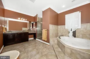 10502 Parkwood Dr, Kensington, MD 20895 - Photo 25