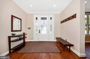 10502 Parkwood Dr, Kensington, MD 20895 - Photo 3