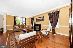 10502 Parkwood Dr, Kensington, MD 20895 - Photo 5