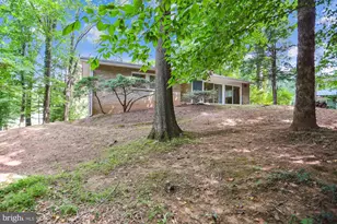 8206 Stone Trail Dr, Bethesda, MD 20817 - Photo 49
